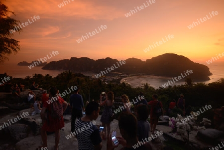 The view from the Viewpoint on the Town of Ko PhiPhi on Ko Phi Phi Island outside of the City of Krabi on the Andaman Sea in the south of Thailand. 