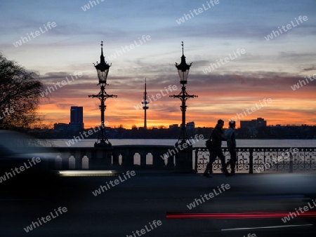 Hamburg - Alster bei Sonneuntergang