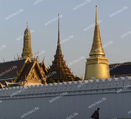 Der Wat  Phra Kaew in der Hauptstadt Bangkok von Thailand in Suedostasien.