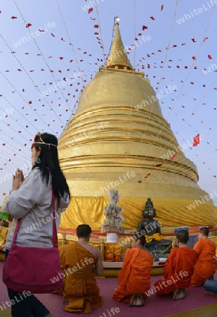 Die Tempelanlage des Goldenen Berg in der Hauptstadt Bangkok von Thailand in Suedostasien.