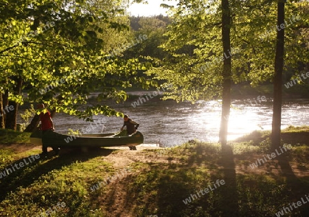 Europa, Osteuropa, Baltikum, Lettland, Sigulda, Gauja Fluss, Kanu, Kanufahren, Kanutour, Tour,  