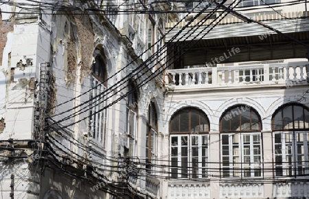 Ein Stadtteil am Mae Nam Chao Phraya River in der Hauptstadt Bangkok von Thailand in Suedostasien.