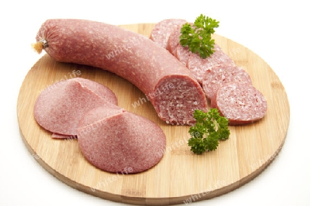 Salami mit Knoblauchwurst