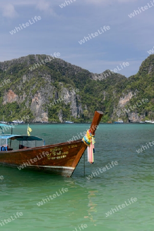 A Beach on the Island of Ko PhiPhi on Ko Phi Phi Island outside of the City of Krabi on the Andaman Sea in the south of Thailand. 