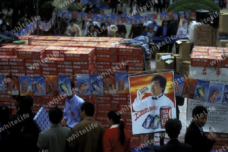 a coke copy Drink shop on a Fair in the city of Nanchang in the provinz Jiangxi in central China.