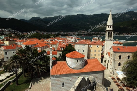 Die Altstadt in der Stadt Budva an der Mittelmeer Kueste in Montenegro im Balkan in Osteuropa. 