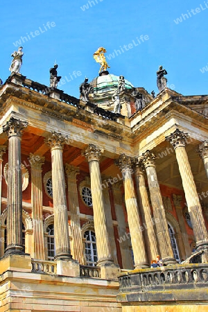 Das Neues Palais im Park von Sanssouci