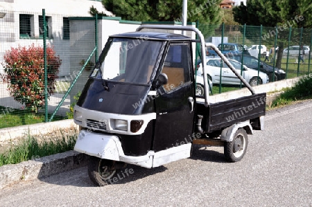 Piaggio APE