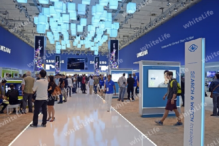 Ausstellungshalle der Firma Samsung auf der Internationalen Funkausstellung IFA 2012 in Berlin, Deutschland, Europa