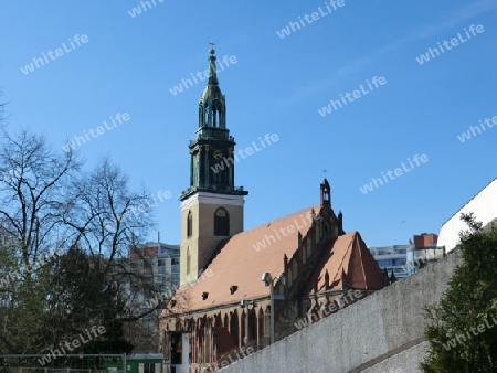 Berlin - Alexanderplatz - Marienkirche vom Fernsehturm aus