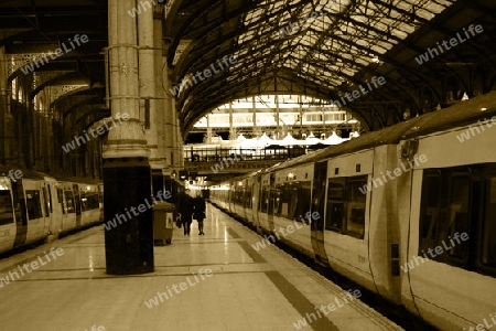 London Liverpool Station