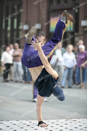 Handstand