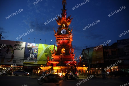 Der Uhrturm im Zentrum von Chiang Rai in der Provinz chiang Rai im Norden von Thailand in Suedostasien.