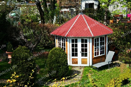 Pavillon, Garten