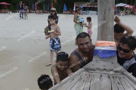 Eine kleine Badeinsel wenige Bootsminuten oestlich von der Hauptinsel Puket auf der Insel Phuket im sueden von Thailand in Suedostasien.