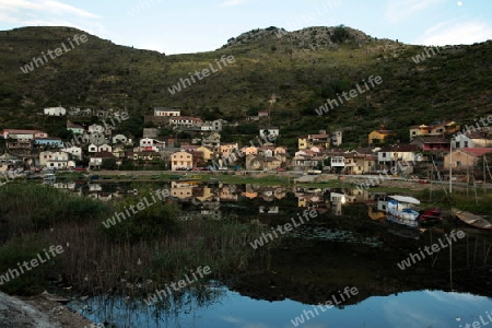 Europa, Osteuropa, Balkan. Montenegro, Skadar, See, Landschaft, Virpazar, Vranjina, Dorf, Fischerdorf,