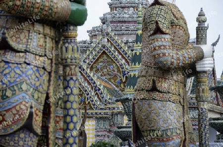 Der Wat Phra Kaew in der Stadt Bangkok in Thailand in Suedostasien.