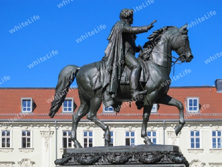 Carl - August - Denkmal Weimar