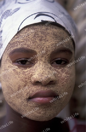 a women in the city of Moutsamudu on the Island of Anjouan on the Comoros Ilands in the Indian Ocean in Africa.   