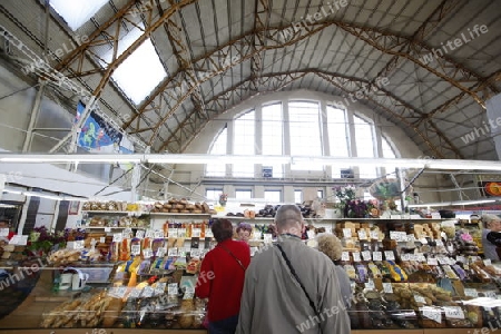 Die Markthalle in der Altstadt von Riga der Hauptststadt von Lettland im Baltikum in Osteuropa.  