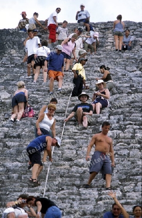 Die Pyramide der Maya Ruine von Coba im Staat Quintana Roo auf der Halbinsel Yuctan im sueden von Mexiko in Mittelamerika. 