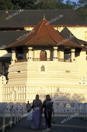 Asien, Indischer Ozean, Sri Lanka,
Der Tempel Sri Dalada Maligawa von Kandy im Zentralen Gebierge von Sri Lanka. (URS FLUEELER)






