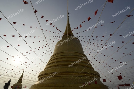 Die Tempelanlage des Goldenen Berg in der Hauptstadt Bangkok von Thailand in Suedostasien.