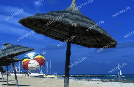 Afrika, Tunesien, Monastir
Ein Strand bei der Kuestenstadt Monastir in Central Tunesien. (URS FLUEELER)






