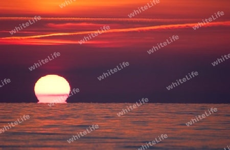 Sonnenuntergang im Meer