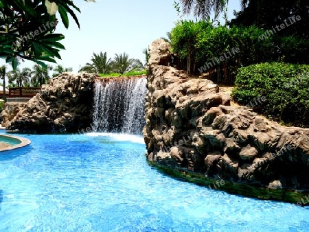 Poolanlage ABU DABI