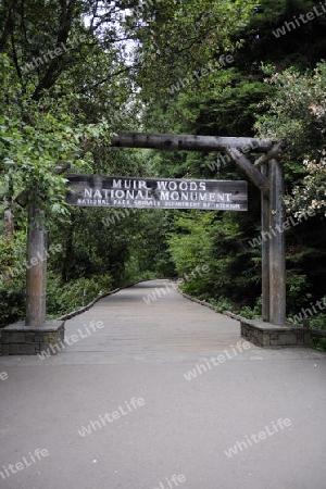 Eingangstor zum Muir Woods Nationalpark, Kalifornien, USA