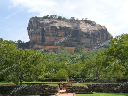 Sri Lanka, Blick auf den Sigiriya Felsen