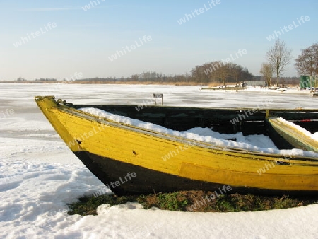 Altes Holzboot am Stettiner Haff