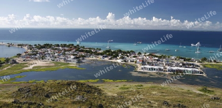 Suedamerika, Karibik, Venezuela, Los Roques, Insel, Atoll, Archipfel, Klima, Reef, Dorfinsel, Landschaft, Rundsicht, Sicht vom Bergspitz, Dorf, Uebersicht, 