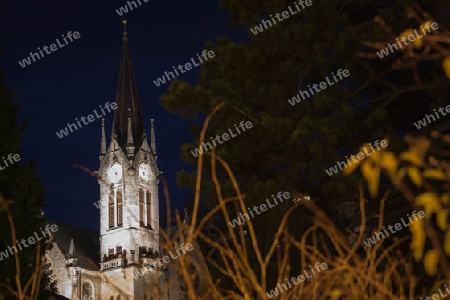 Kirche in der Nacht