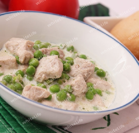 Erbsensuppe mit Huhn