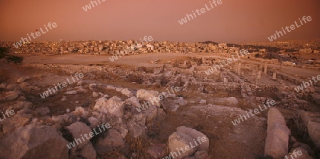 The Ruins of the citadel Jabel al Qalah in the City Amman in Jordan in the middle east.