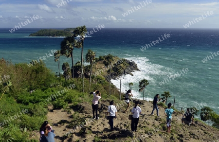 Der Aussichtspunkt Kap Promthep bei der Rawai Beach im sueden der Insel Phuket im sueden von Thailand in Suedostasien.