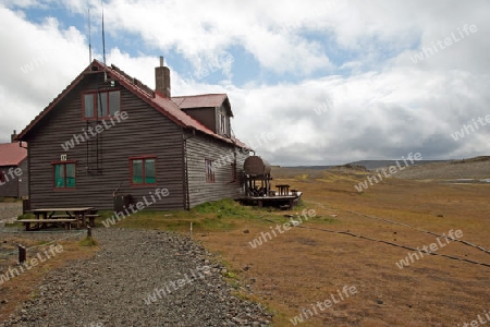 Auf der ber?hmt- ber?chtigsten Hochlandstrecke Sprengisandur durch Islands Hochland. Eine menschenleere Asche- und Vulkanw?ste. Eine der seltenen Stationen im Vatnaj?kull-Nationalpark  