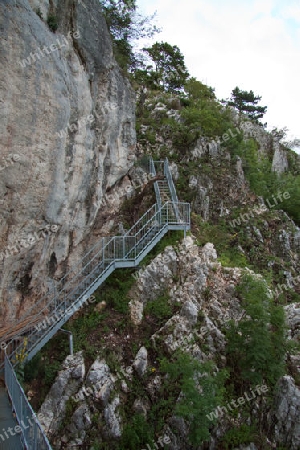 Felsenpfad auf der "Hohen Wand" - ?stliche Kalkaplen