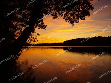 Sonnenuntergang Straussee