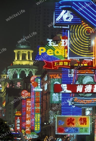 the Nanjing Dong Lu road in the City of Shanghai in china in east asia. 