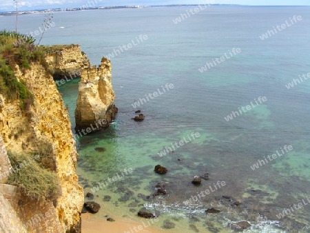 Felsen im Meer