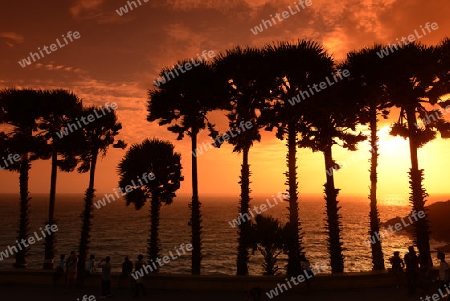 Der Aussichtspunkt Kap Promthep bei der Rawai Beach im sueden der Insel Phuket im sueden von Thailand in Suedostasien.