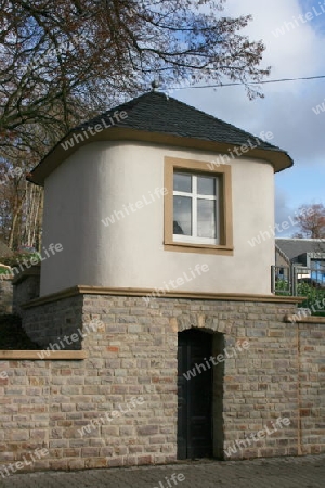 Mauerhaus Wall House