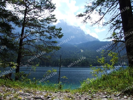 Zugspitze und Eibsee