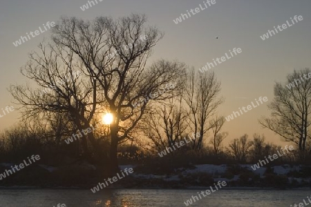 Sonnenuntergang ?ber Fluss