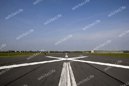 Flughafen Berlin Tempelhof, Lande,- und Startbahn