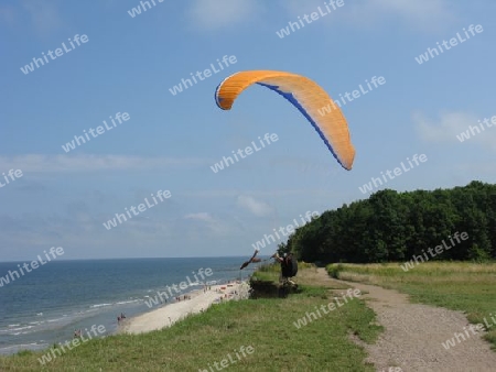 Paragliding am Ostsee Kliff