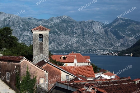 Die Altstadt von Persat in der inneren Bucht von Kotor in Montenegro im Balkan am Mittelmeer in Europa.